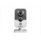 Hikvision IP cube kamera DS-2CD2422FWD-IW, 2MP, 10m IR, PIR, obj. 2,8mm, microSD,WiFi